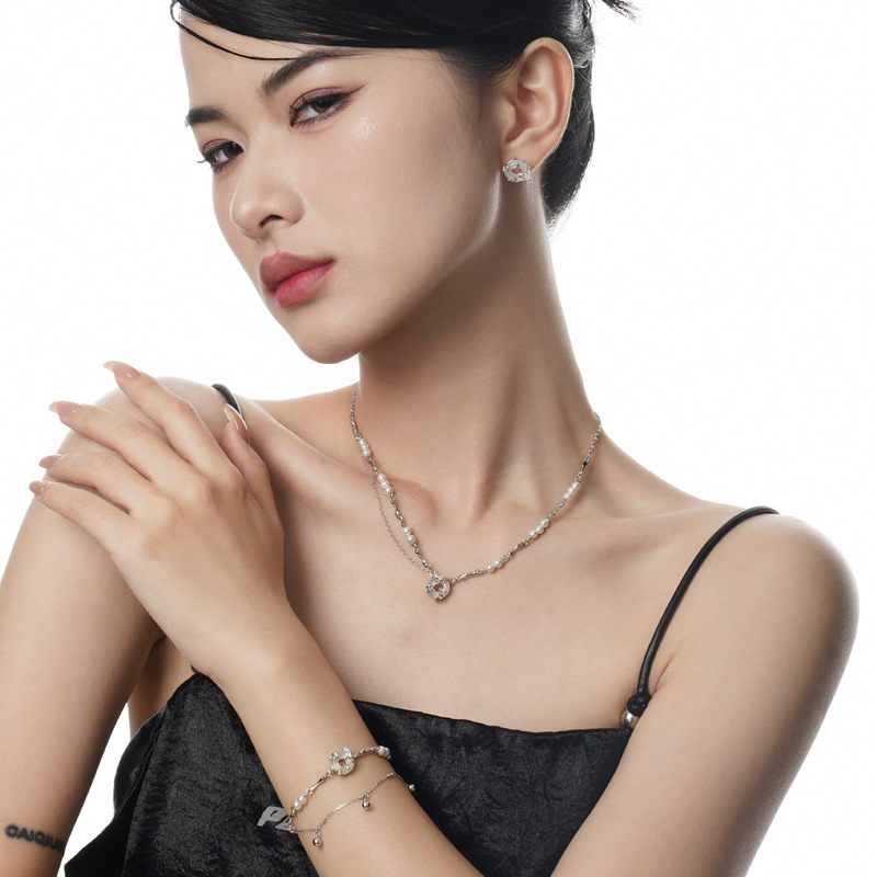 F.I.N.S Chinese Style Real S92 - Lobster Clasp Silver recension och pris