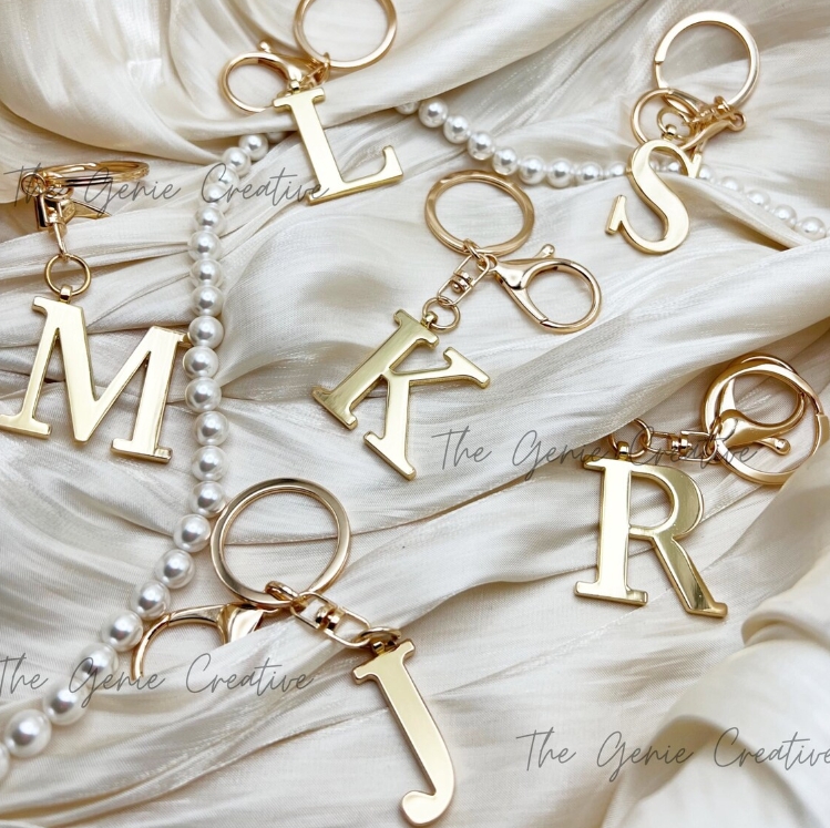 Stainless Steel 3D Initial Key - Lobster Clasp Silver recension och pris
